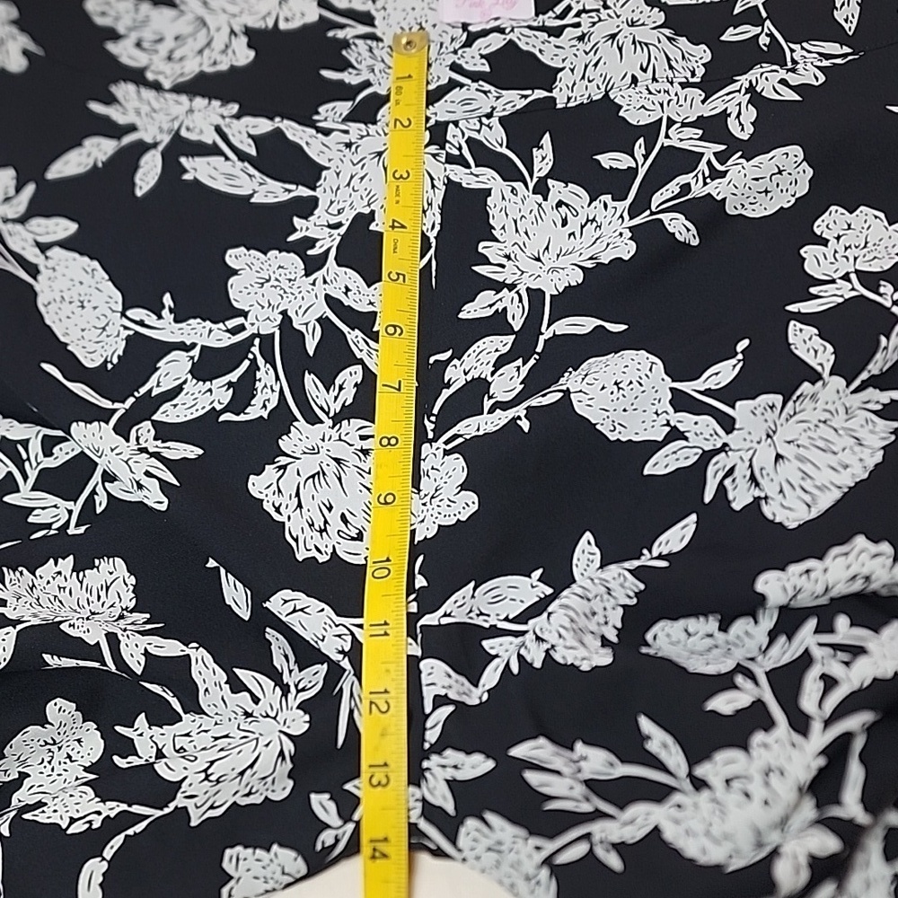 Pink Lily XL Black and White Floral Wide Leg Pants side zipper - Picture 7 of 8